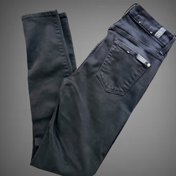 7 For All Mankind Black High-Waisted Skinny Jeans Sz 26 - Picture 2 of 5